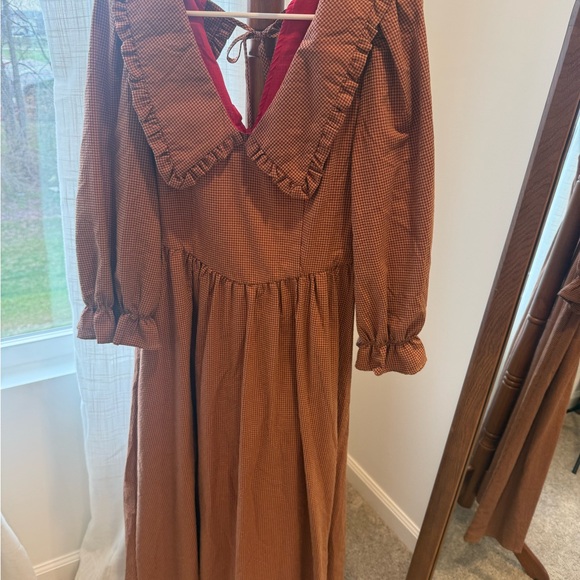 Roolee Rust Brown Ruffled Collar Midi Dress - Picture 3 of 4